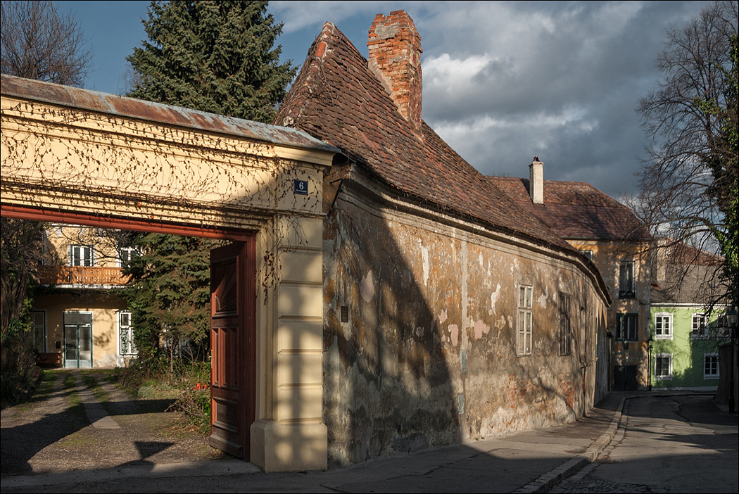 photo "A quiet corner of the old city" tags: landscape, architecture, travel, 