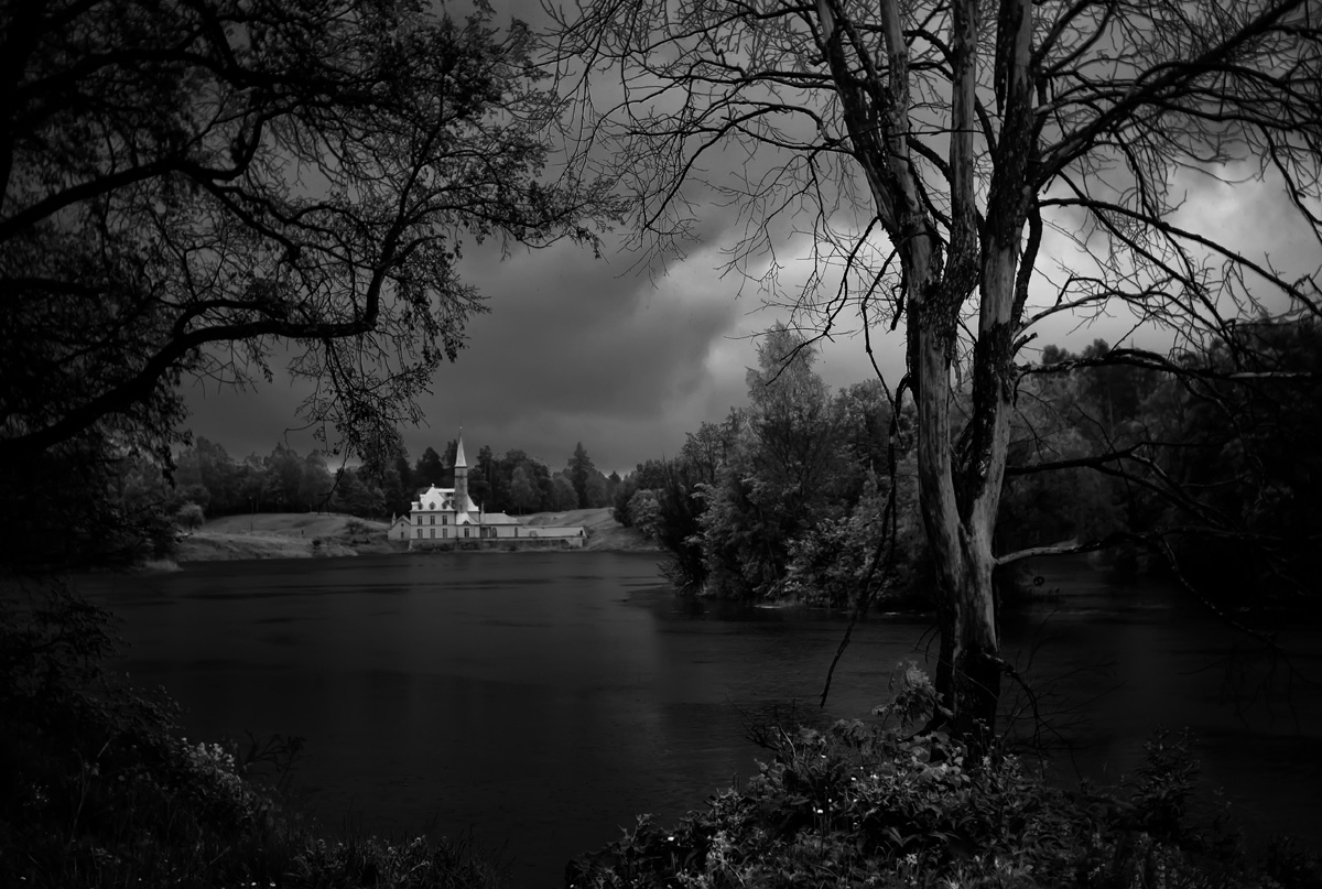 photo "Priory Palace" tags: black&white, landscape, Гатчина, Мальтийский орден, Приорат, Приоратский, дворец