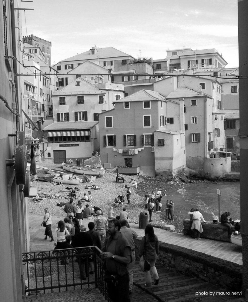 photo "beside the sea, Nervi" tags: black&white, 