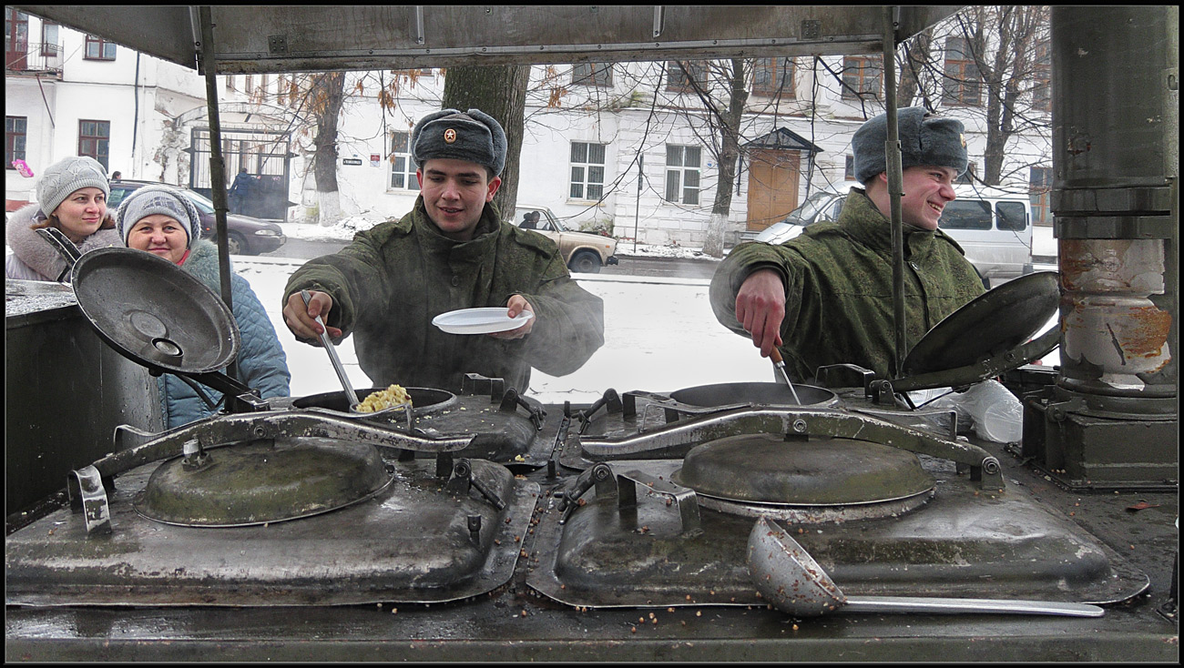 фото "Полевая кухня, горячая каша" метки: жанр, 