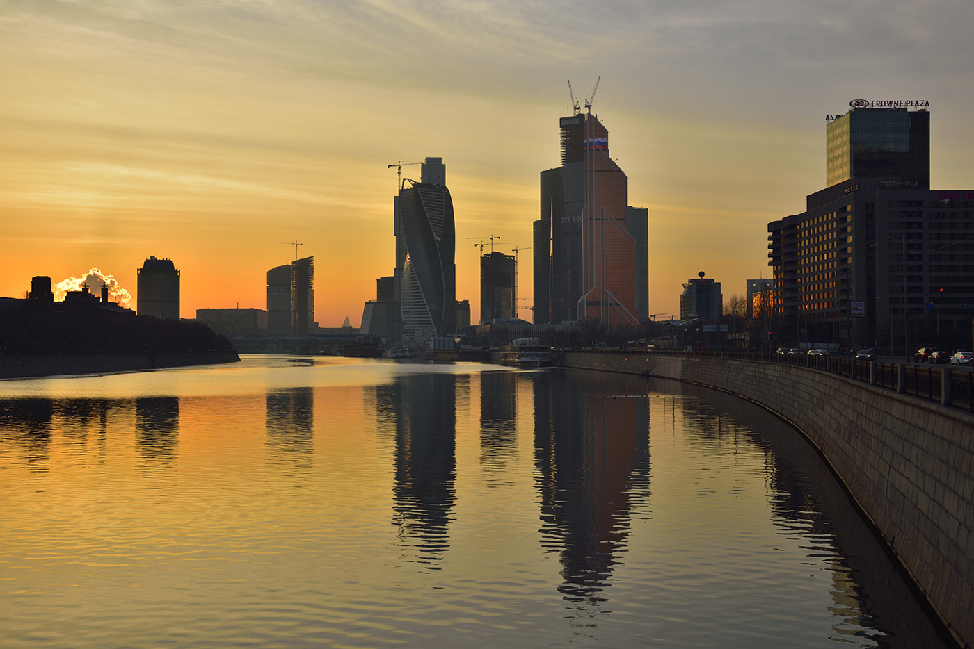 фото "Москва-Сити. Другой ракурс" метки: город, архитектура, Москва, вечер, река