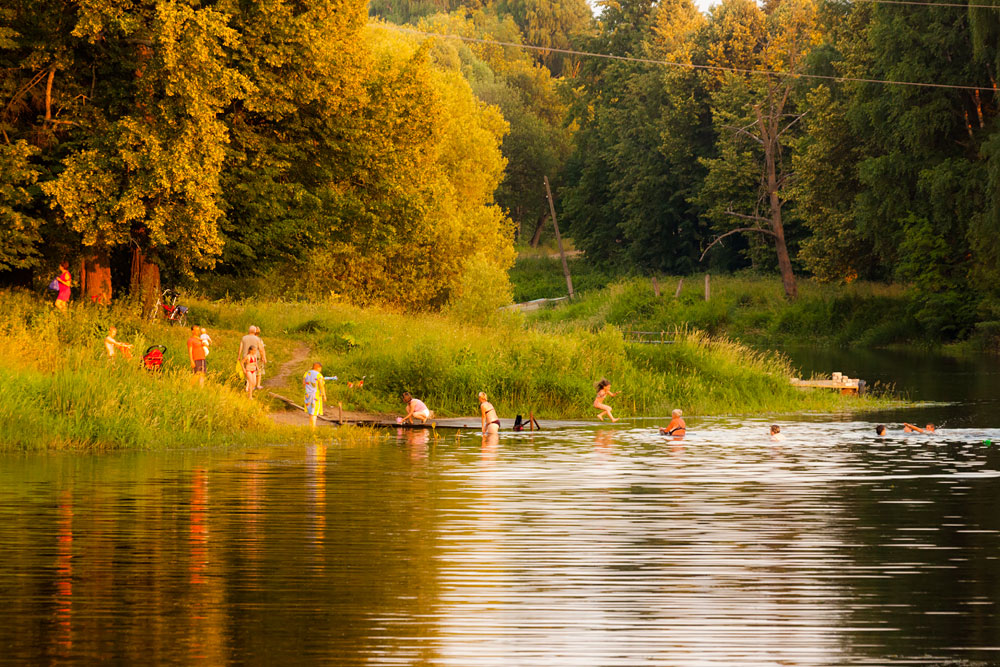 photo "Evening swimming" tags: reporting, 