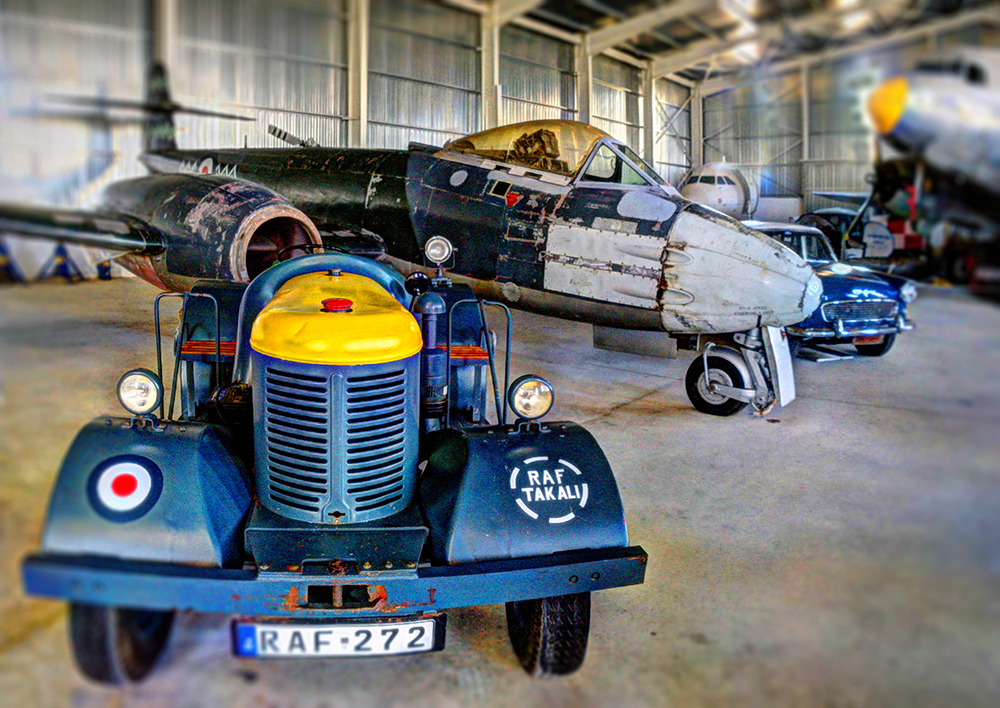 photo "In the aviation museum ..." tags: technics, travel, 