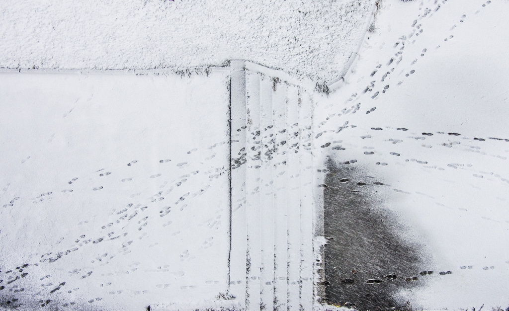 photo "footprints" tags: landscape, nature, footprints, snow, winter, сверху, следы