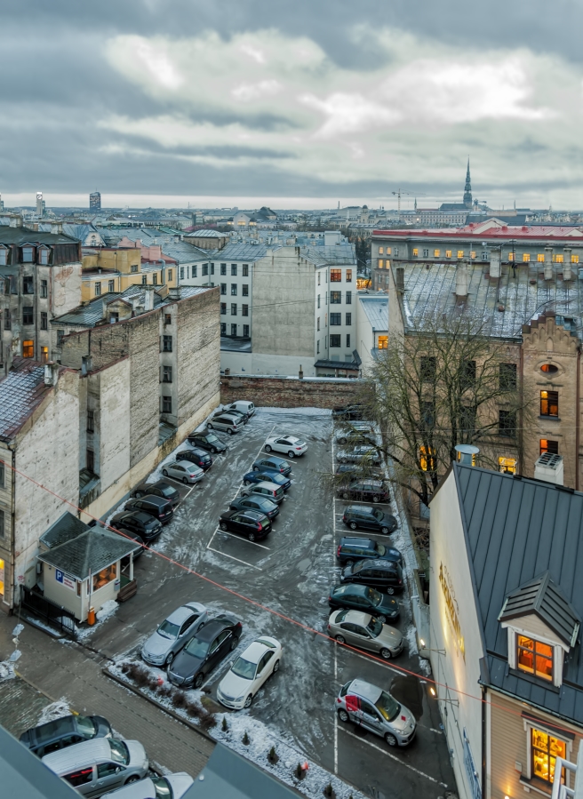 photo "Mislaid parking" tags: architecture, city, 