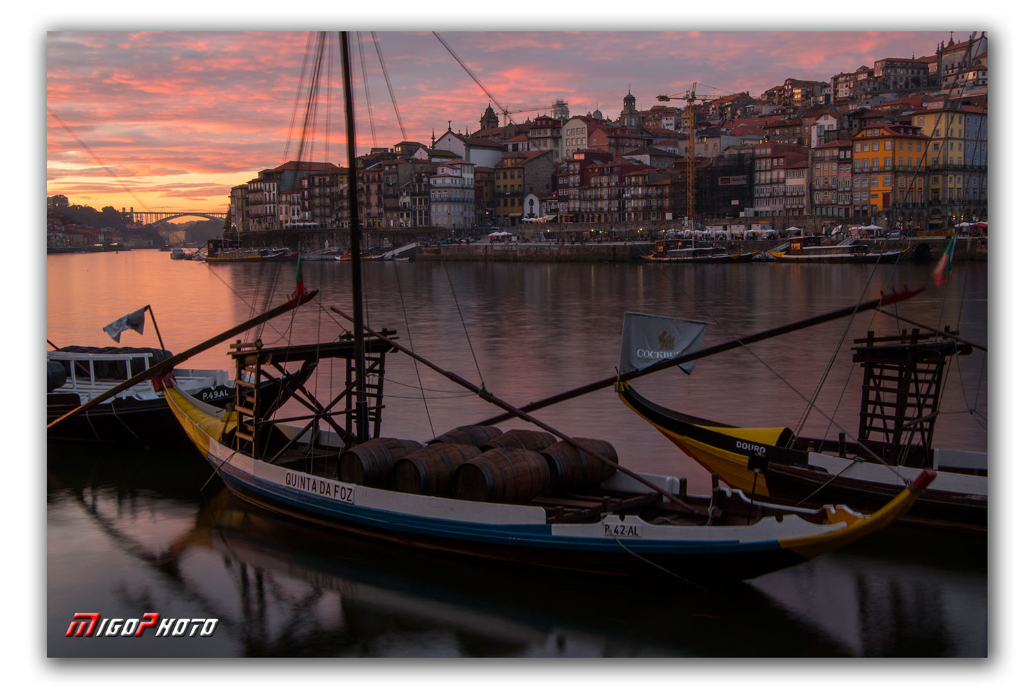 photo "Barco Rebelo" tags: landscape, travel, city, Europe, Porto, Ribeira, sunset, water