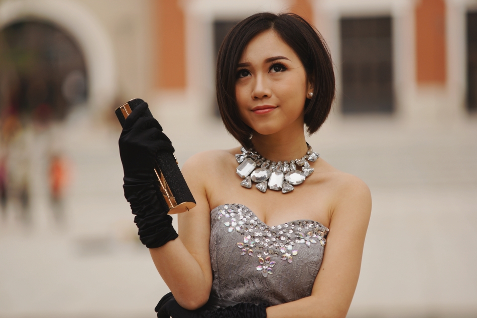 photo "girl" tags: portrait, street, city, Asia, clouds, girl, winter