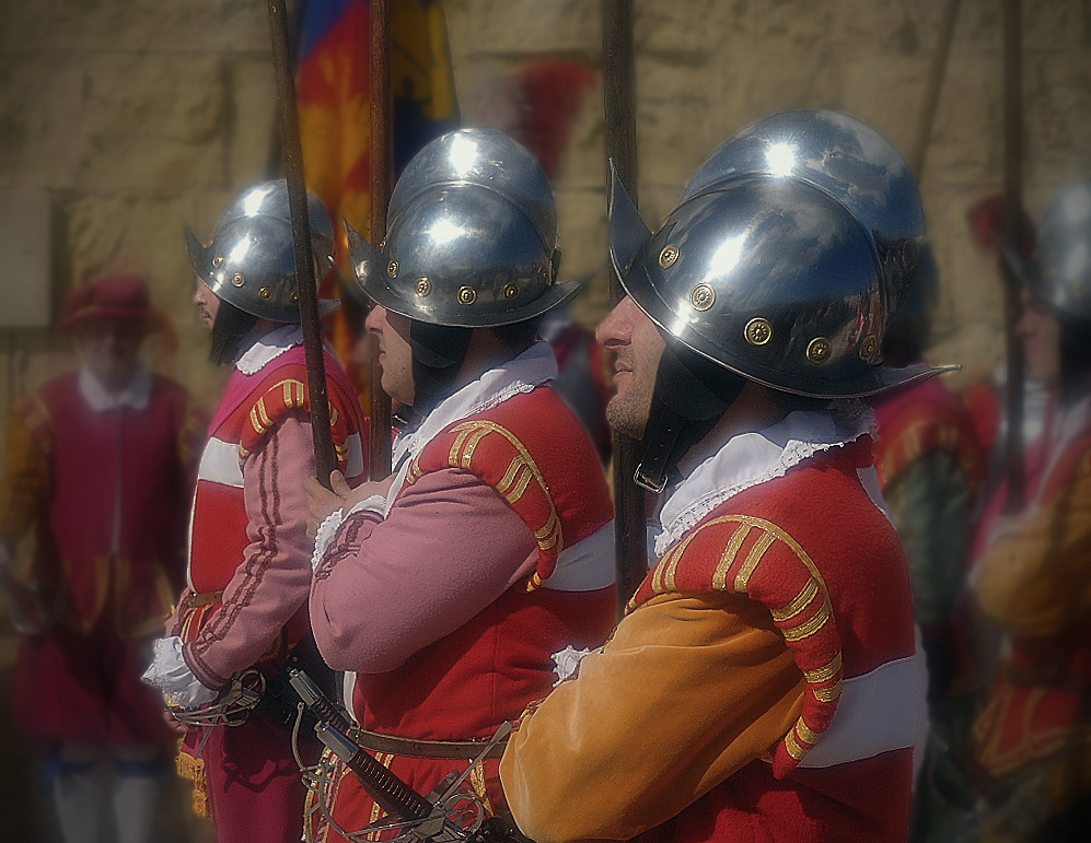 photo "Guard of honor" tags: portrait, travel, 