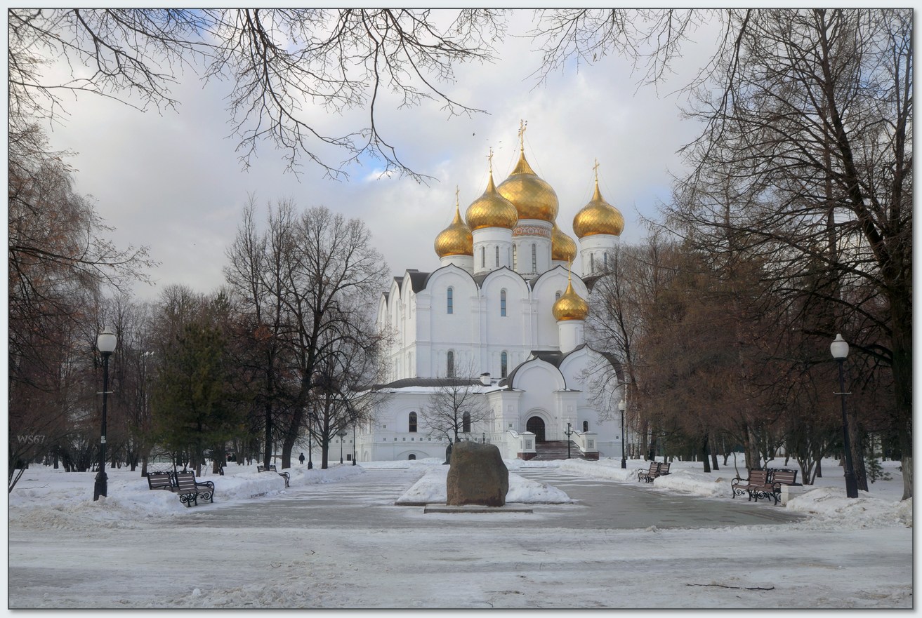 фото "Золотые купола" метки: путешествия, город, пейзаж, Ярославль, зима, облака