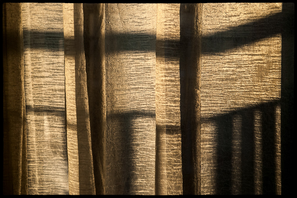 фото "Curtain" метки: натюрморт, фрагмент, архитектура, curtain