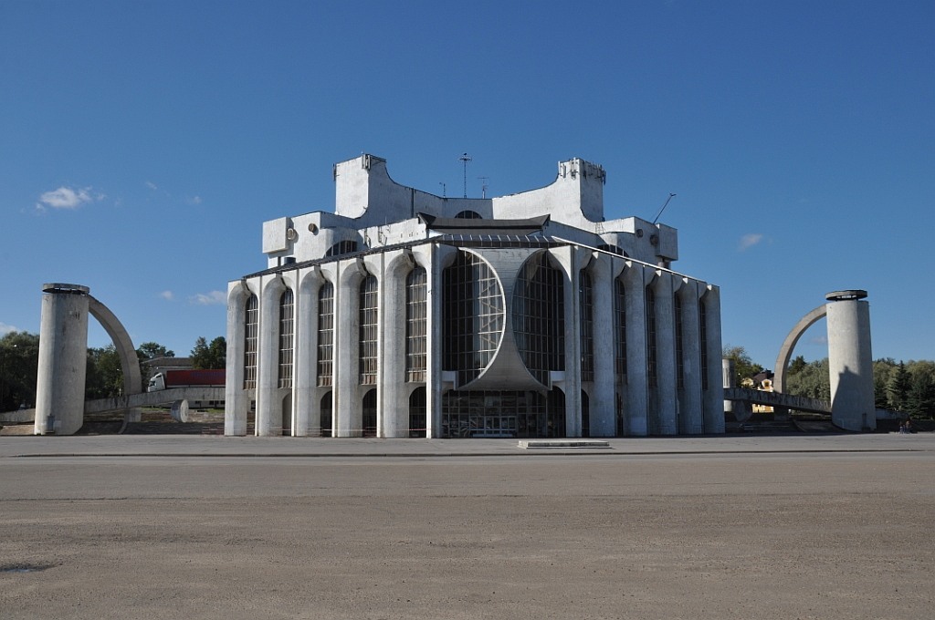 Театр достоевского великий новгород