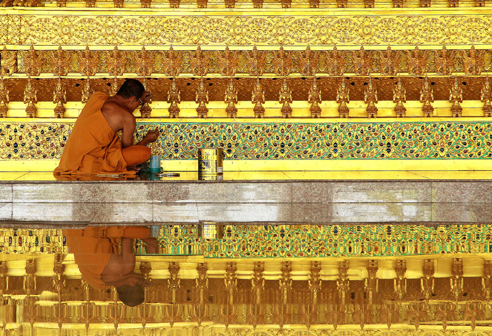 photo "***" tags: genre, reporting, travel, Tiger Temple, temple, Таиланд, буддизм, гармония, монах, храм тигров