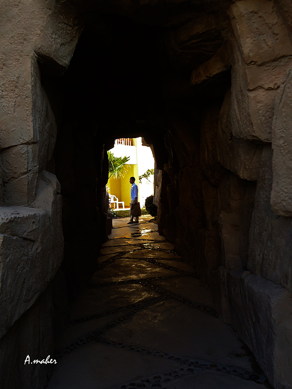 photo "LIGHT PASSAGE" tags: architecture, 
