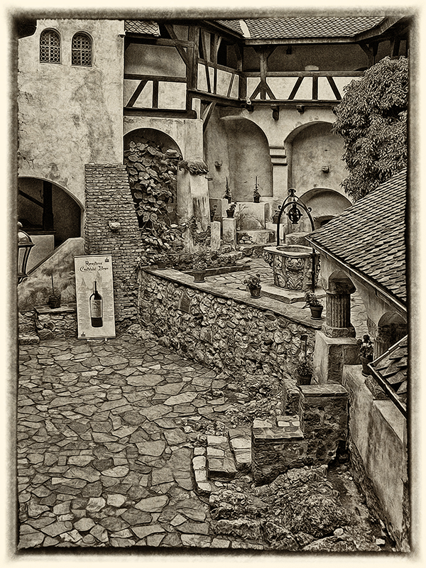 photo "A visit to Dracula" tags: travel, old-time, black&white, 