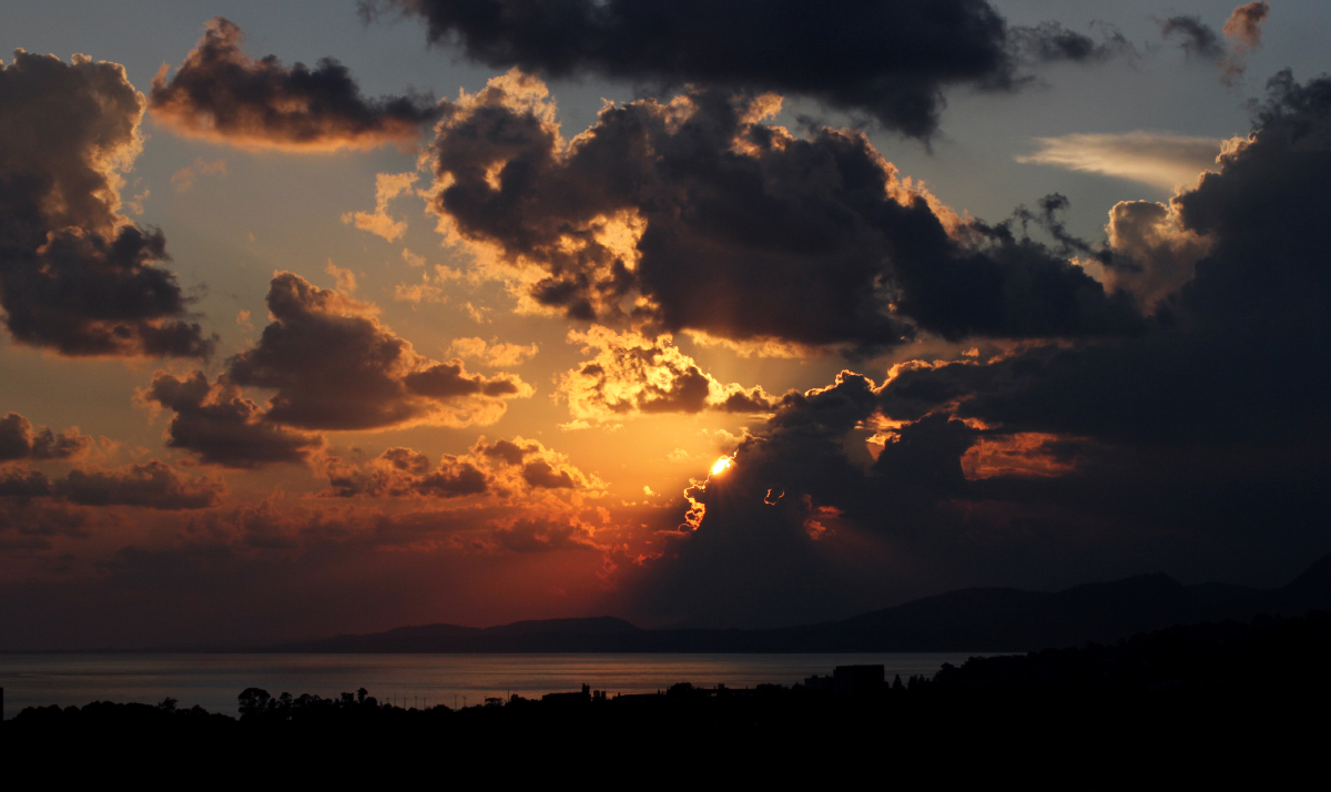 фото "Вид с моего окна" метки: пейзаж, природа, Абхазия, закат, море, небо, облака, солнце
