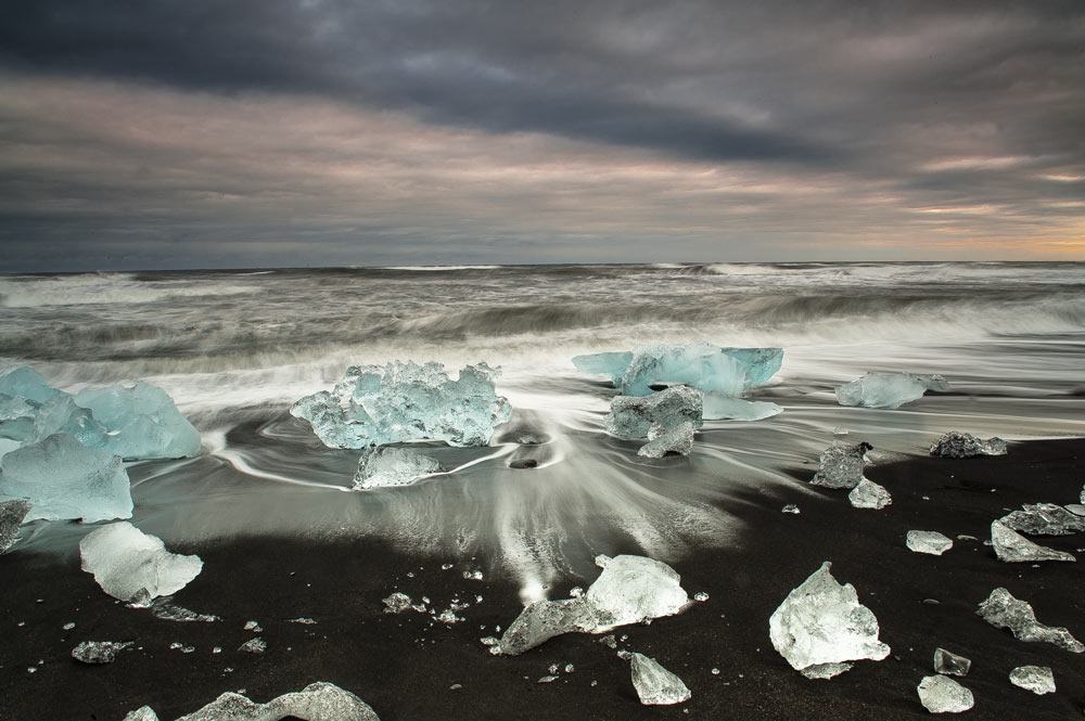 photo "Chained" tags: landscape, nature, Europe, Ice, Iceland, beach