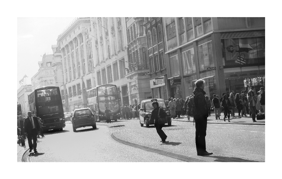 photo "rain and sun" tags: city, black&white, 