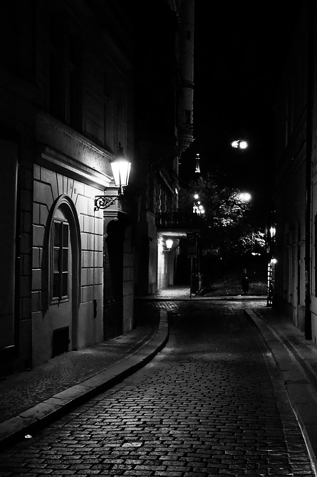 photo "Ночная атмосфера-39" tags: black&white, Prag, Prague, Praha