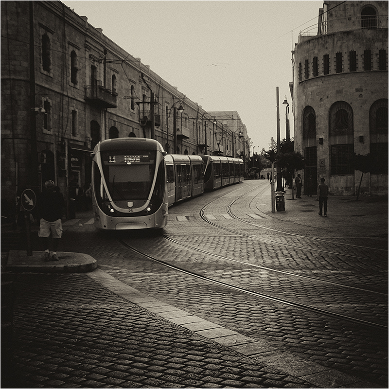 photo "Jerusalem tram" tags: travel, black&white, city, 