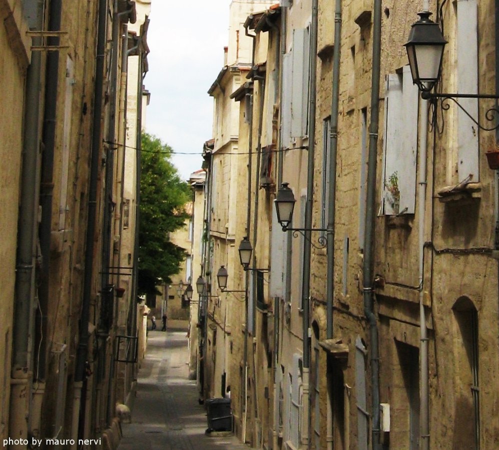 photo "Montpellier's streets" tags: street, 