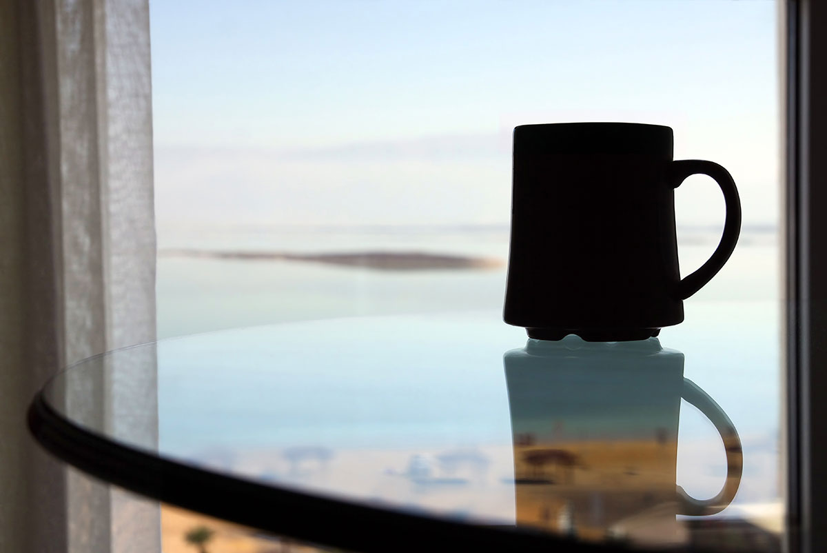 фото "Чашка кофе с видом на Мертвое море" метки: натюрморт, 