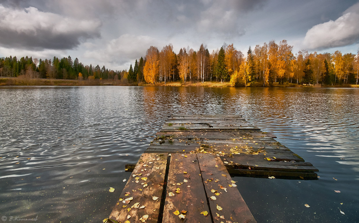 photo "***" tags: landscape, nature, autumn, clouds, evening, forest, pond, sky, water