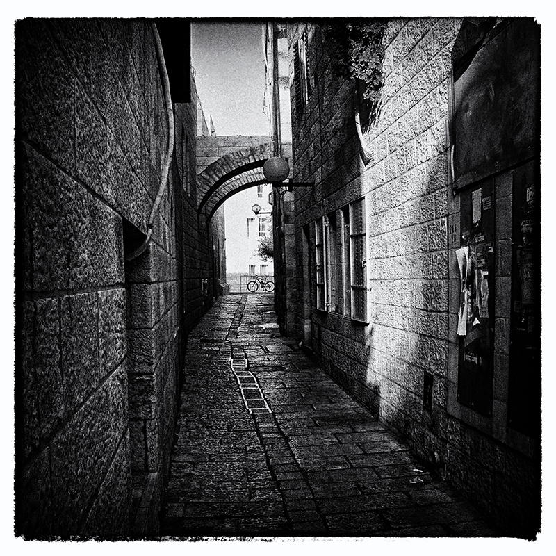 photo "Old city" tags: travel, black&white, city, 