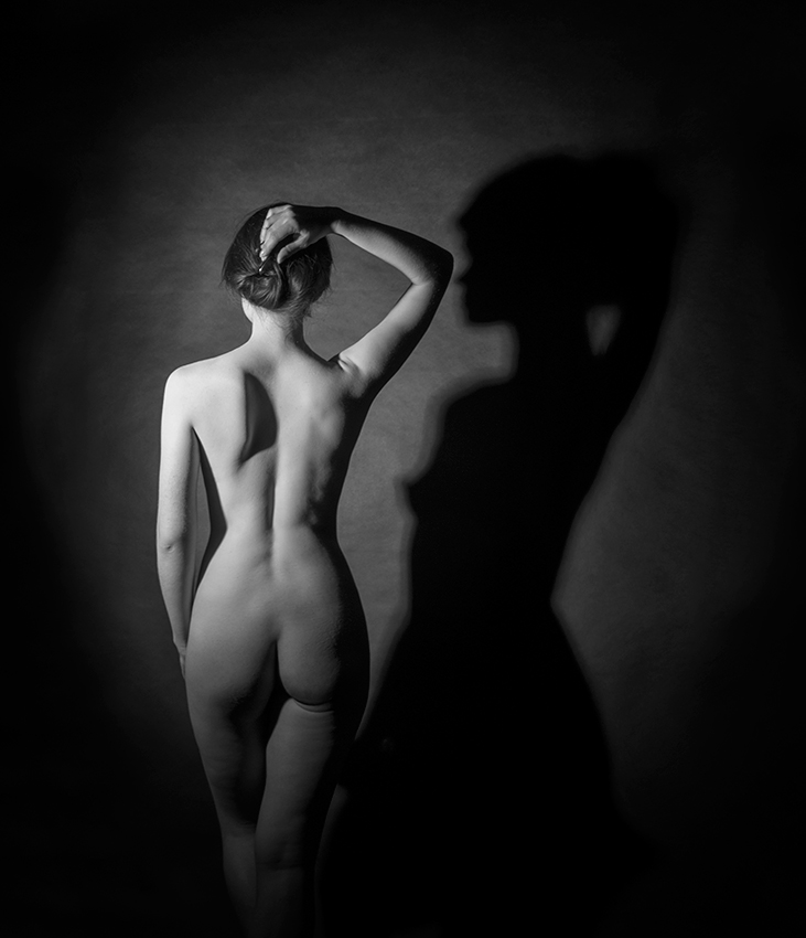 photo "From the series "the other side of the shadow"" tags: , Sagadeev, girl, lik13vvs, nude art, Сагадеев