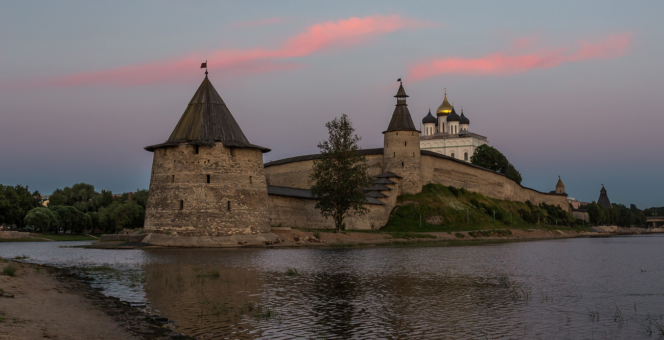 фото "Вечер в Пскове" метки: путешествия, город, архитектура, 