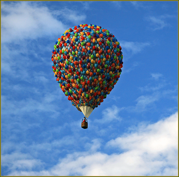 photo "Bristol International Balloon Fiesta" tags: reporting, вид снизу, воздушные шары