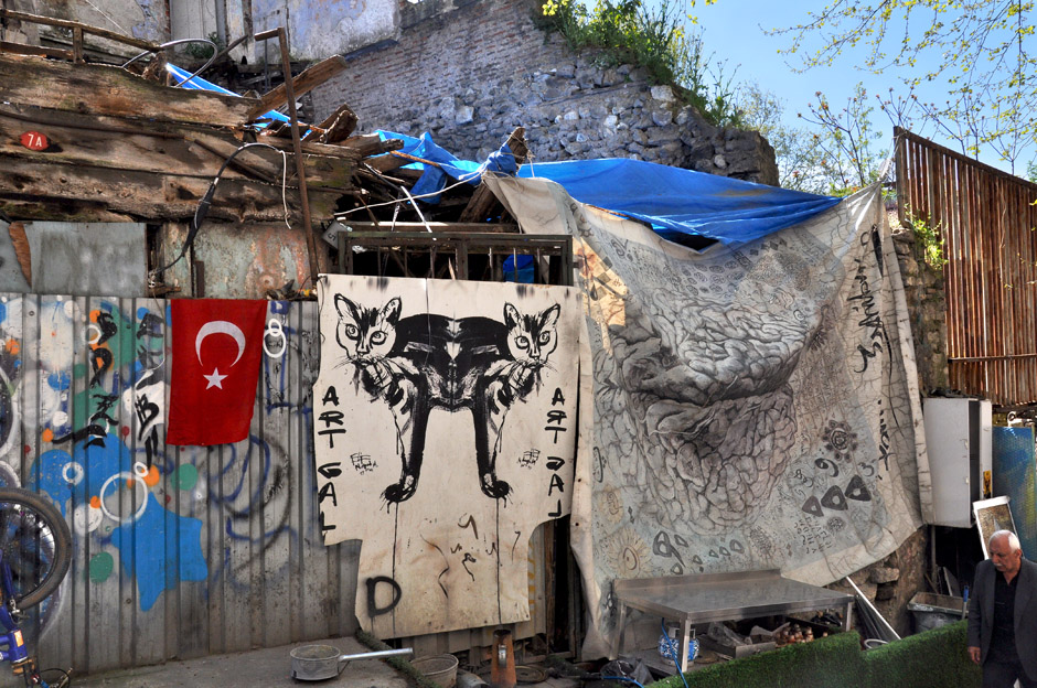 фото "стамбульский арт" метки: стрит-фото, Стамбул, стены, улицы