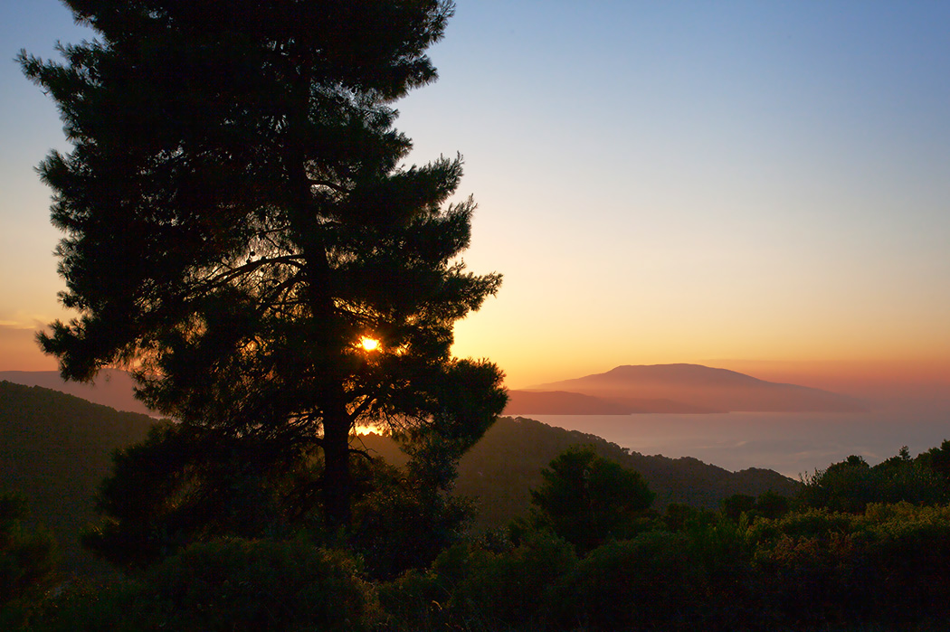 photo "***" tags: landscape, nature, travel, Europe, Greece, sea, summer, sun, sunset, Скиатос