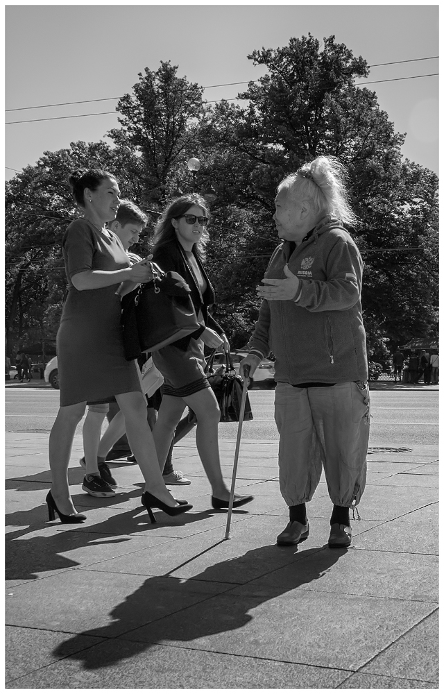 photo "***" tags: street, genre, St. Petersburg, people, street, Город