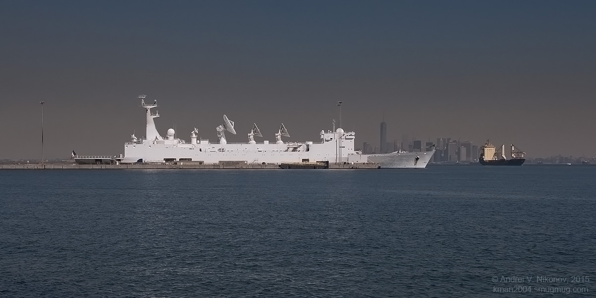 photo "А601 "Монах" ВМС Франции в Нью-Йоркской бухте" tags: reporting, technics, landscape, New York City, cityscape