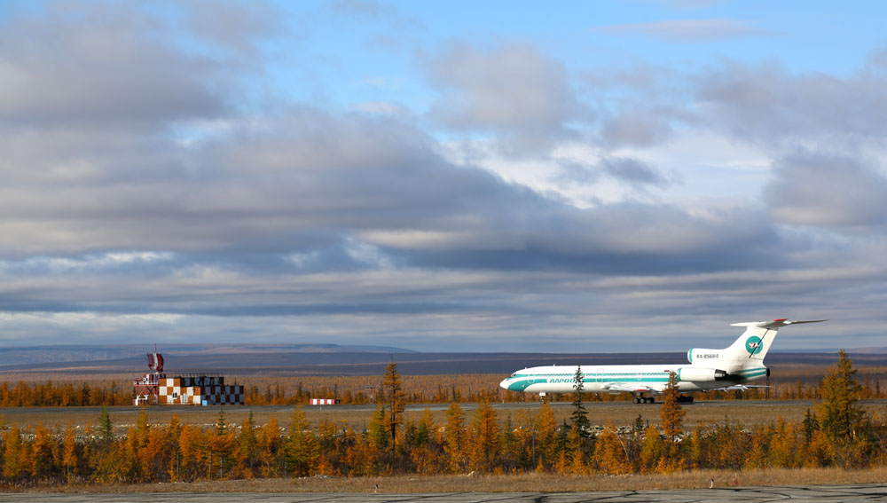 photo "***" tags: technics, autumn, Ту-154, аэродром Полярный