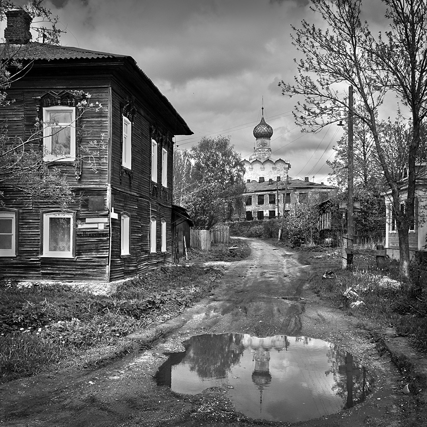 Русский старый городок. Город провинция в России захолустье. Провинция Ростов Великий. Провинциальный город. Российский провинциальный город.