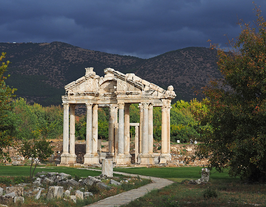 фото "Gate to History" метки: архитектура, пейзаж, репортаж, 