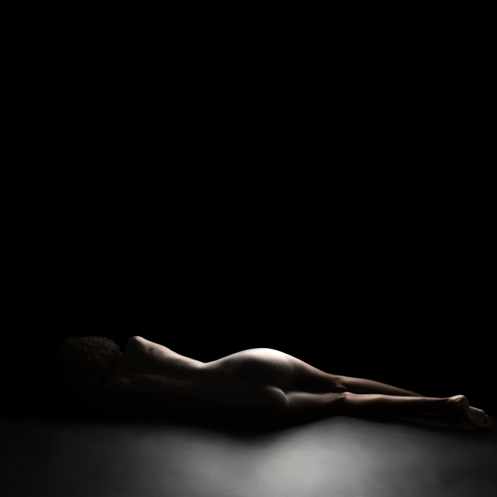photo "Obscures #7" tags: nude, Art, beautiful, beauty, bodyscape, girl, light, model, studio, woman, women