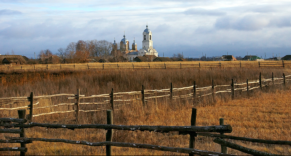 photo "***" tags: landscape, architecture, village, декабрь, церковь