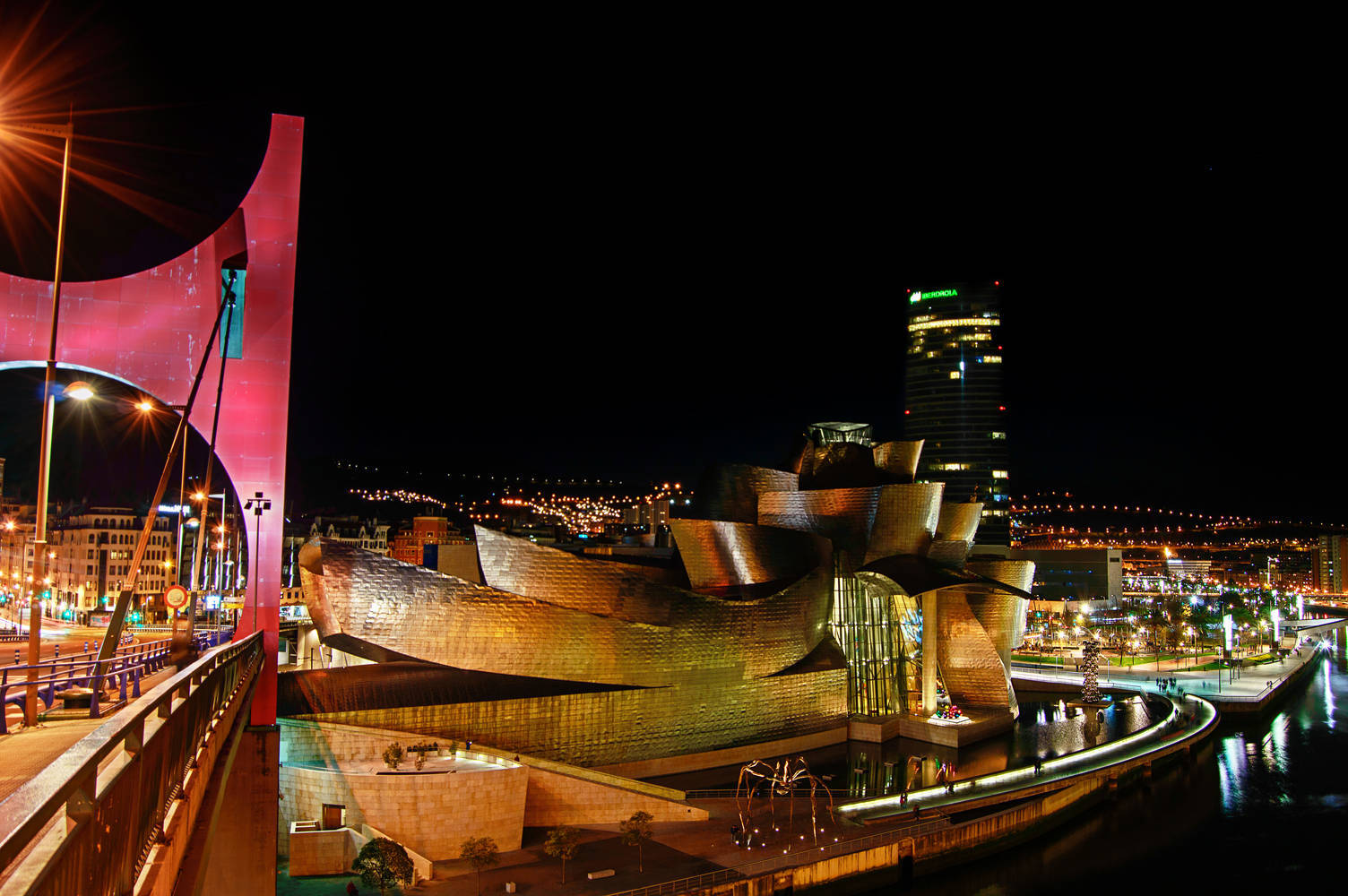 photo "Guggenheim Museum Bilbao" tags: architecture, travel, 