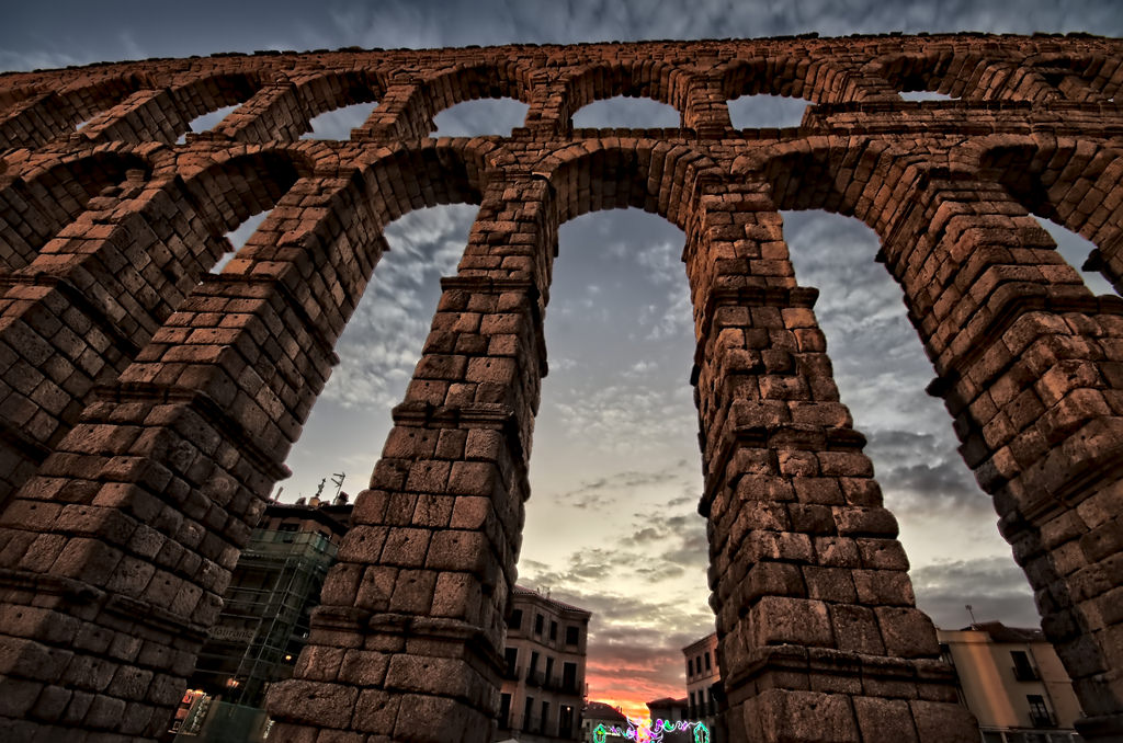 photo "Acueducto de Segovia" tags: architecture, travel, city, 