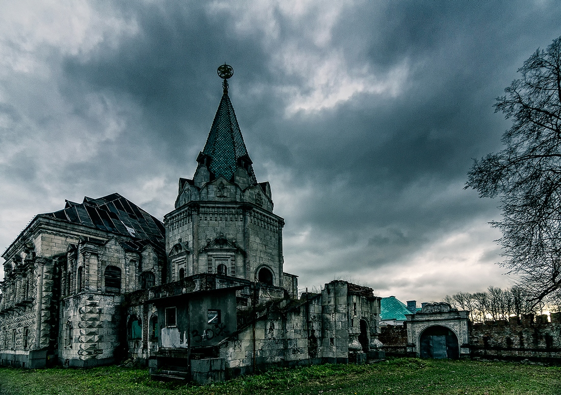 фото "Трапезная палата" метки: путешествия, Sony-a580, Tokina 11-16, curier-sel, Александровский парк, Европа, Пушкин, Санкт-Петербург, небо, осень, утро