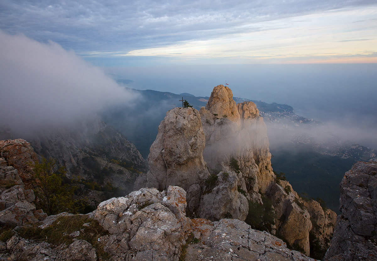 photo "***" tags: , Crimea, mountains, Ай-Петри, облако