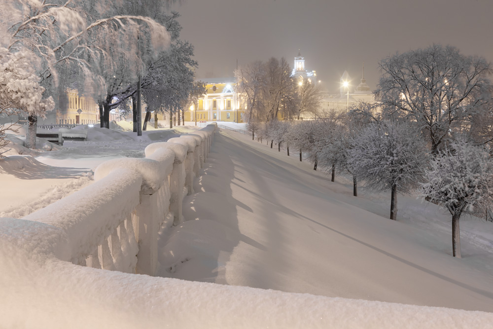 photo "Snowfall in Yaroslavl" tags: city, nature, 