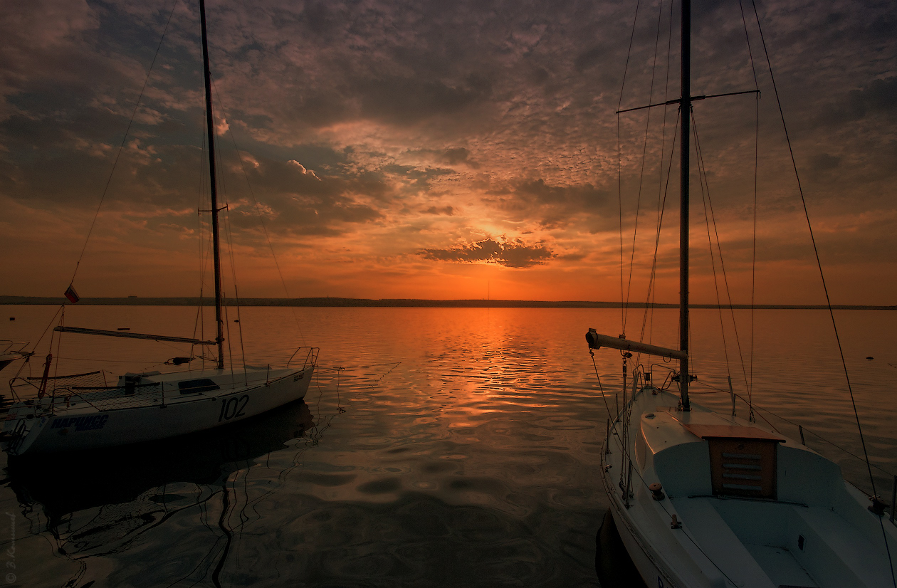 photo "***" tags: landscape, travel, clouds, evening, lake, light, pond, sky, summer, sunset, water, причал