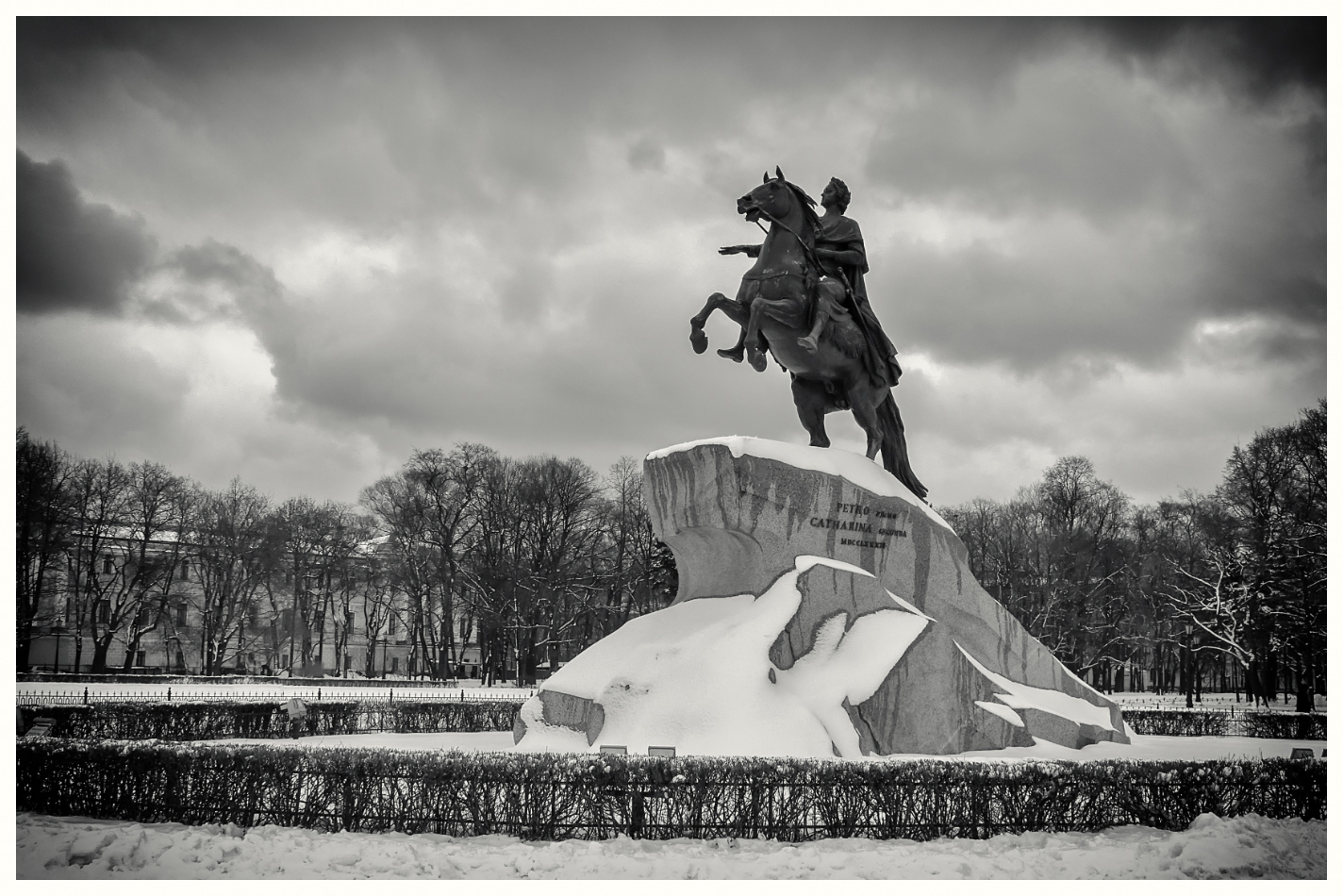 photo "***" tags: , St. Petersburg, Город