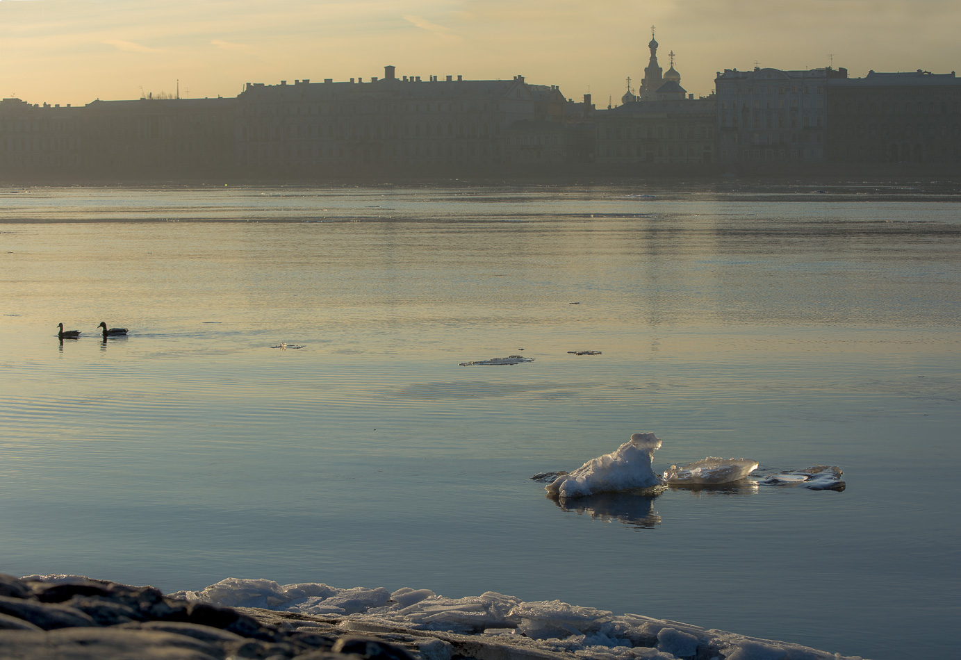 photo "***" tags: landscape, St. Petersburg, fog, spring, sun, water, лед, утро.