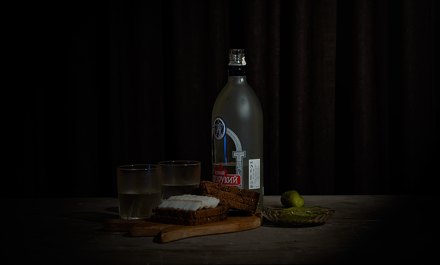 photo "***" tags: still life, Сало, бутылка, огурцы, стакан, хлеб