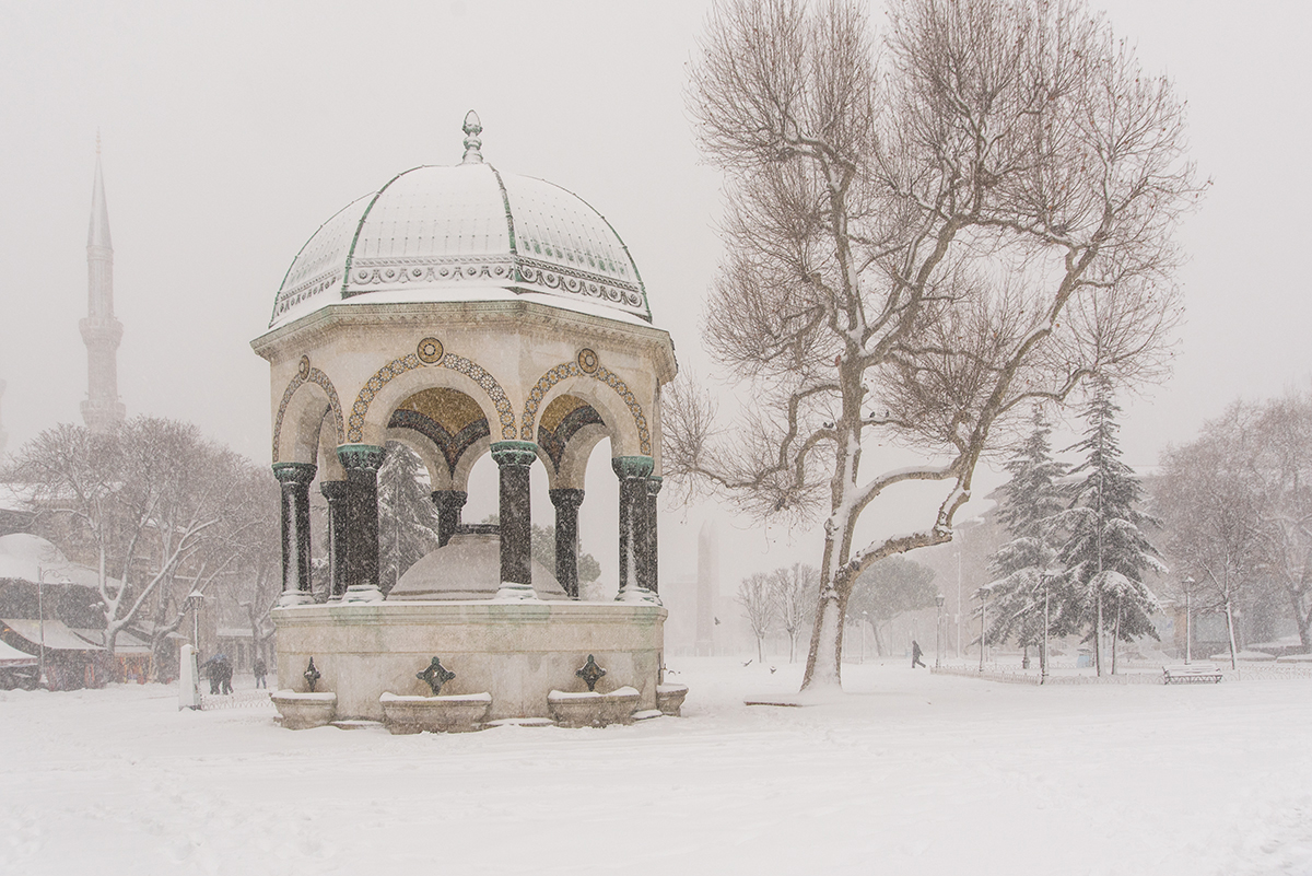 фото "istanbul winter" метки: пейзаж, путешествия, город, Deutscht fountain, istanbul, sultanahmet, зима