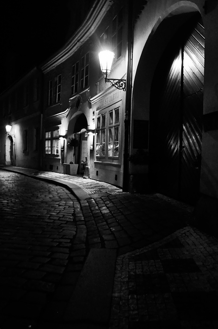 photo "Ночная атмосфера-43" tags: black&white, Prag, Prague, Praha